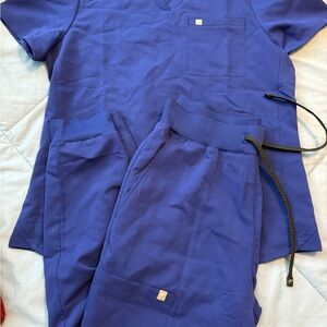 Fabletics Blue Scrub Set